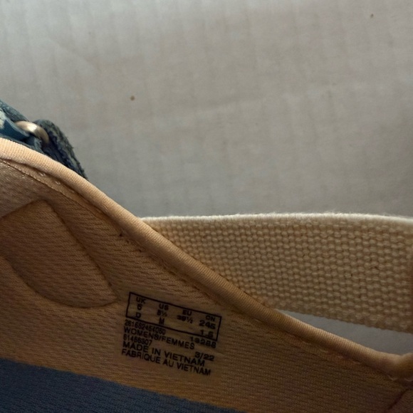 Clarks Women's Teagan Step Loafer - Picture 9 of 9